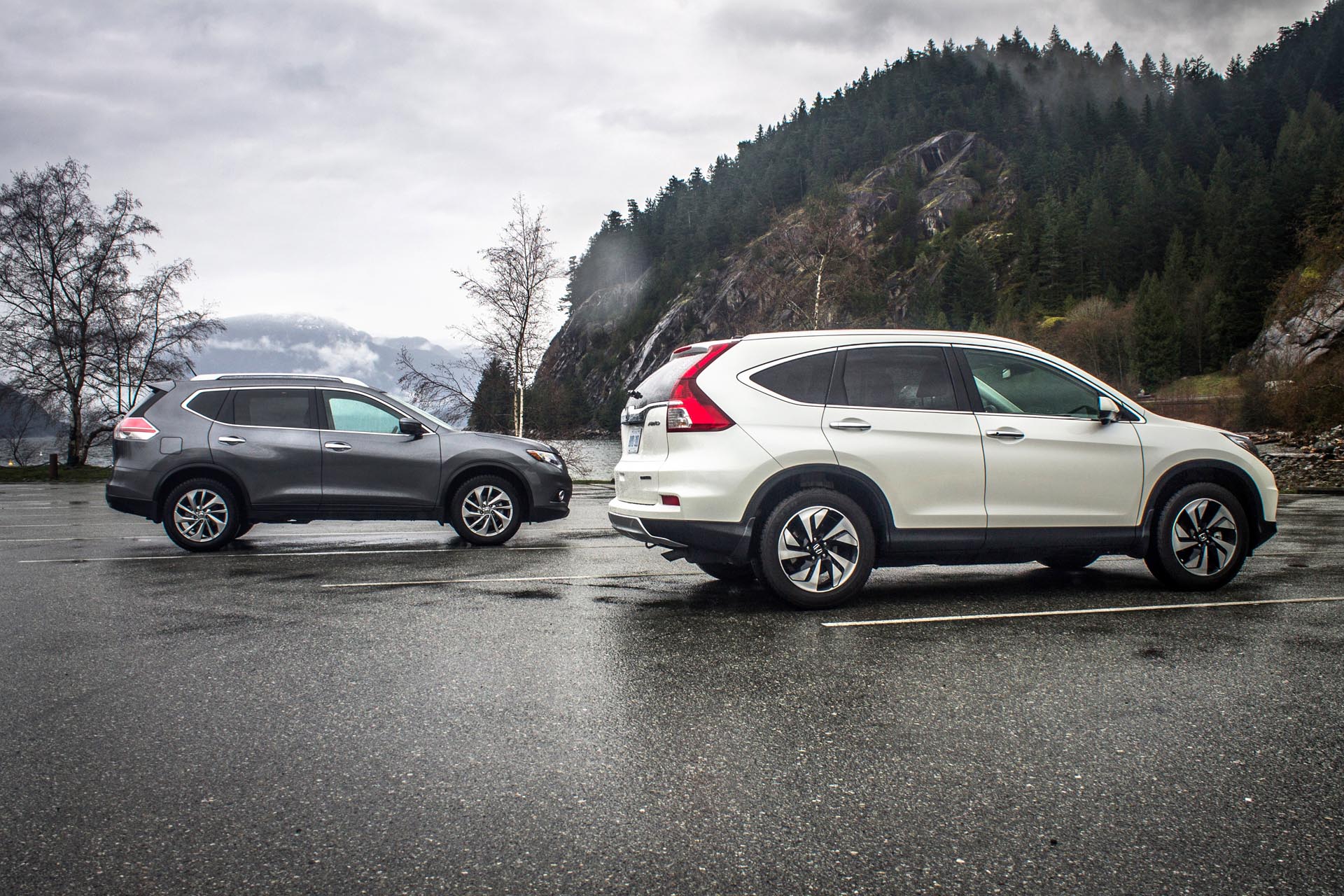 How does the nissan rogue compared to the honda crv #5