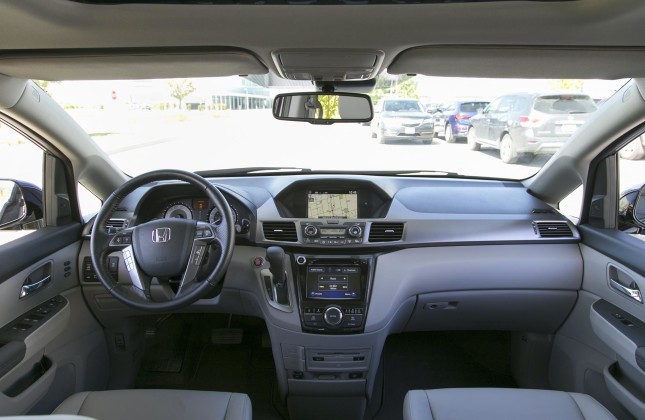 Pros And Cons Honda Odyssey Vs Toyota | Autos Post