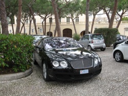 Bentley parked near the palace in Monaco-Ville