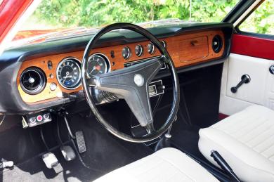 1969 Ford Cortina GT dashboard