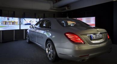 Mercedes-Benz S-Class driving simulator