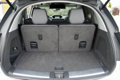 2014 Acura MDX Elite trunk
