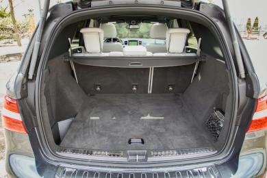 2014 Mercedes-Benz ML350 BlueTEC trunk