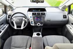 2014 Toyota Prius V dashboard
