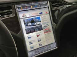 2013 Tesla Model S dashboard