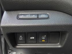 2014 Nissan Altima 2.5 SV driver side controls