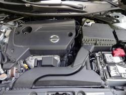 2014 Nissan Altima 2.5 SV engine bay