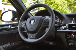 2015 BMW X4 xDrive35i steering wheel