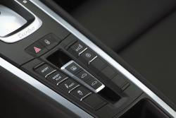 2014 Porsche 911 Turbo centre console controls