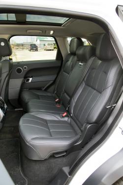 2014 Land Rover Range Rover Sport V6 rear seats
