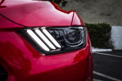 2015 Ford Mustang headlight