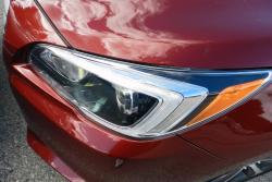 2015 Subaru Legacy 3.6R Limited headlight