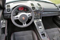 2015 Porsche Boxster GTS dashboard