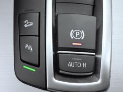 2015 BMW X3 xDrive28d parking assist buttons