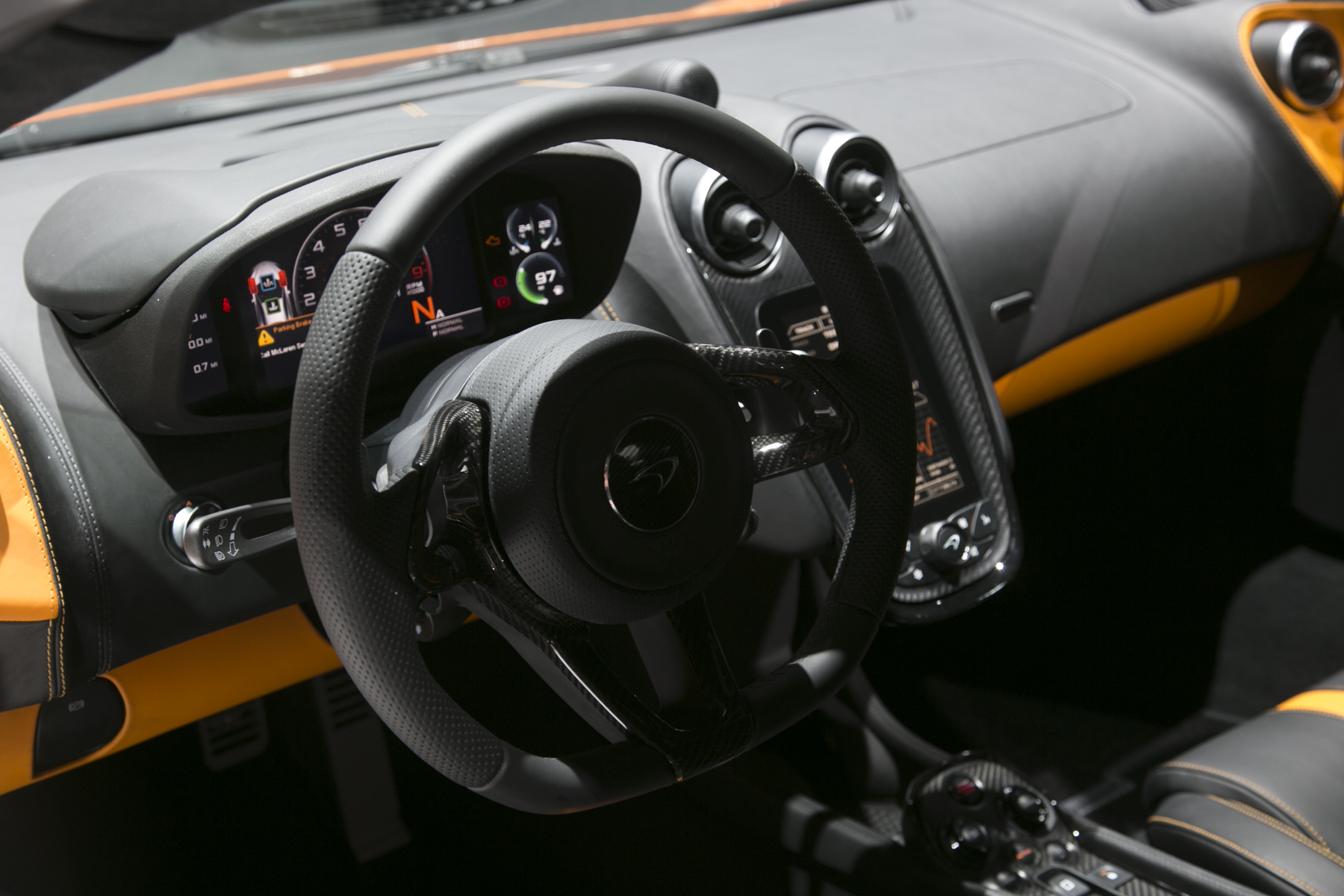 McLaren 570S - Autos.ca